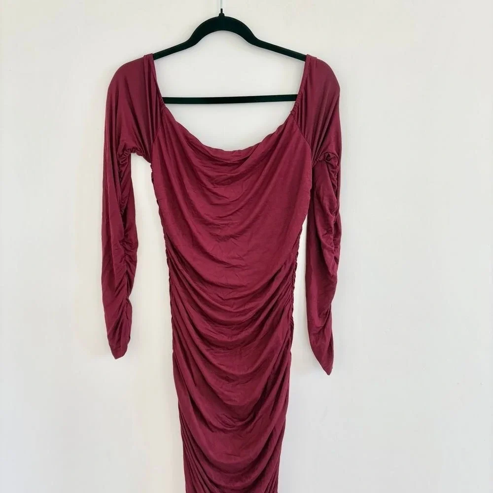 Vici NEW Twas The Night Drape Off The Shoulder Midi Dress - Wine /‎ XL - Picture 5 of 6